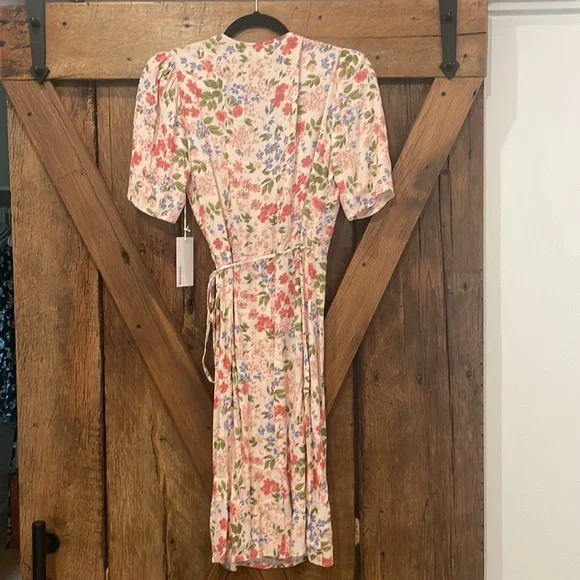 NWT Size Small Reformation Laurent Wrap Dress - Picture 2 of 11